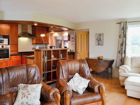 Open plan living space | Tegfan, Llangenny, near Crickhowell