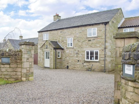 Attractive stone-built holiday home | York House, Hudswell, near Richmond