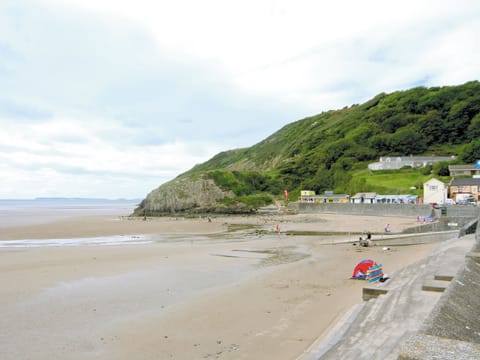 Pendine Sands | Bay View Cottage, Pendine