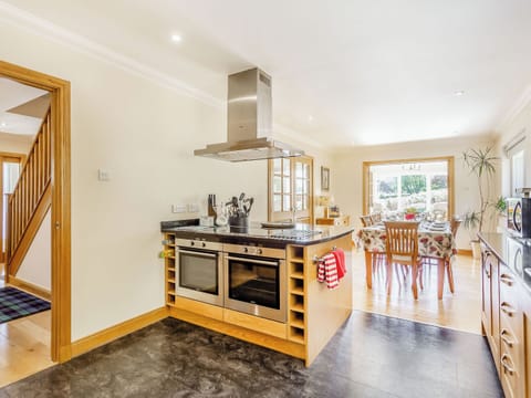 Kitchen/diner | Lochside House, Letterfearn By Kyle, Wester Ross