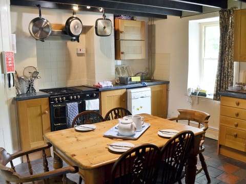 Kitchen/diner | Rwgan, Blaencelyn, nr. Llangrannog
