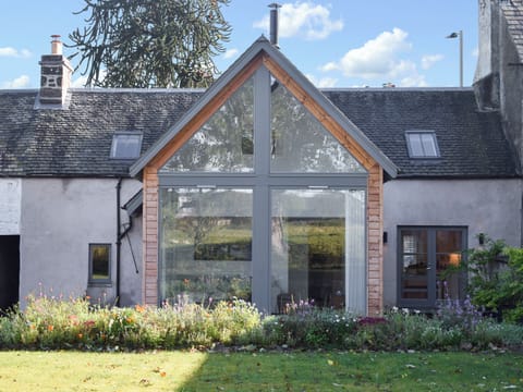 Exterior | Rowanlea, Muthill, near Crieff