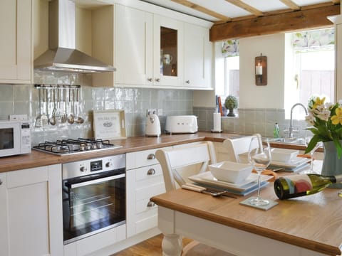 Fully appointed fitted kitchen | West Wood Hideaway, Wrelton, near Pickering 