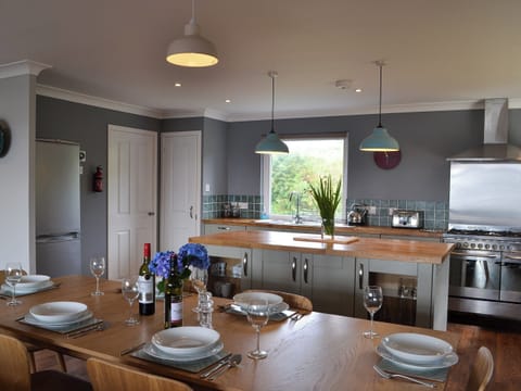 Kitchen and dining area | Morlich, Gairloch