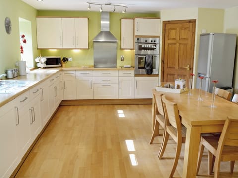 Kitchen/diner | The Old Sunday School, Buittle, Castle Douglas.