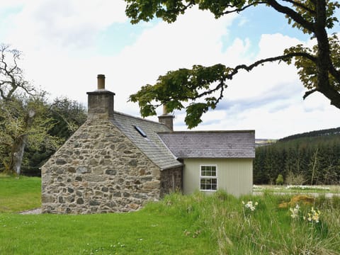 Exterior | Jocky Milne&rsquo;s Croft, Glen Deveron, by Huntly