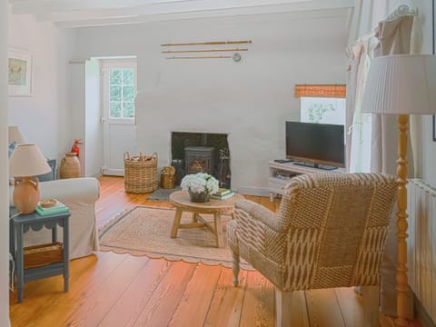 Living room | Jocky Milne&rsquo;s Croft, Glen Deveron, by Huntly