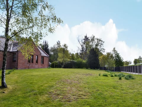 Large wrap-around garden | Perch Hall Cottage, Johnston Bridge, near Lockerbie