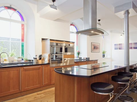 Beautiful well-equipped kitchen with granite worktops | Dales Chapel, Middleton-in-Teesdale