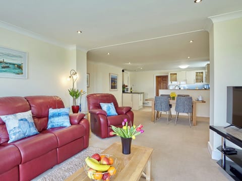 Living area | Polgew Apartment - Polgew Suites, Marazion