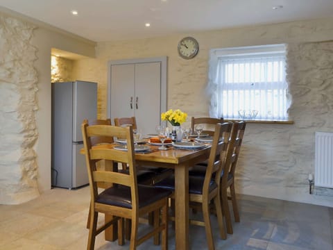 Large kitchen and dining area | Llain Gam, Llaneilian, near Amlwch