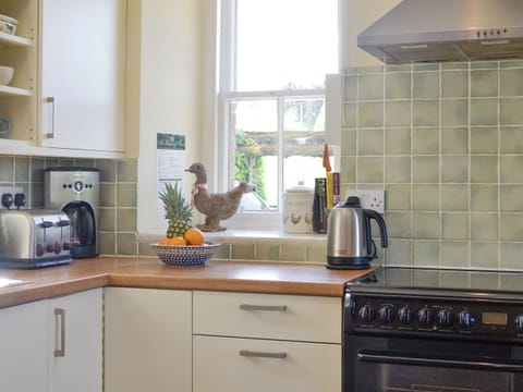 Attractive kitchen | Strathisla Farm Cottages- Islabank Farmhouse - Strathisla Farm Cottages, Meigle