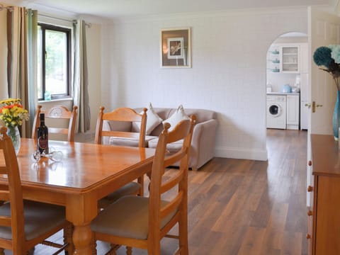 Dining room | Lakeview - Rosecraddoc Manor, Near Liskeard