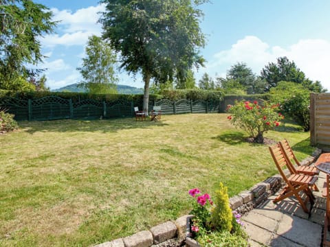 Sitting-out-area | Oddwell Cottage, Brompton Ralph, near Wiveliscombe