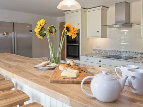 Kitchen | Eastlands Barn, East Barkwith, nr. Market Rasen