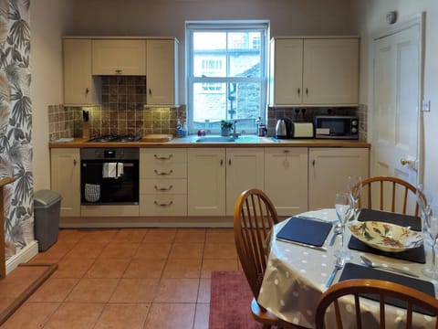 Kitchen/diner | Squirrel Cottage, Thornton-le-Dale