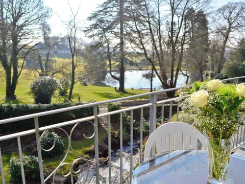 Balcony | Riverview - Rosecraddoc Manor, Near Liskeard