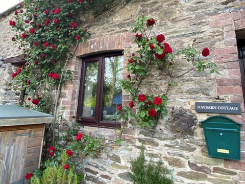 Exterior | Haybarn, Fowey