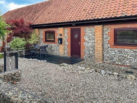 Exterior | Trailor Cottage, Weybourne 