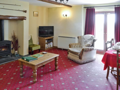 Living room/dining room | Craneham Court, Buckland Brewer