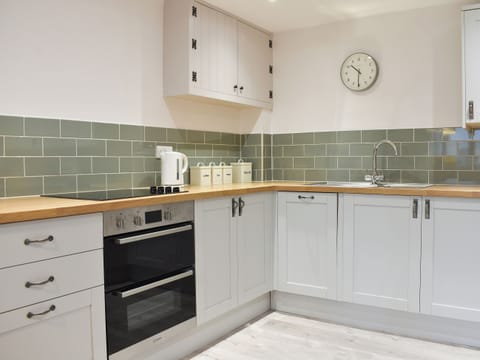 Kitchen | Friesian Valley Cottages - Ash - Friesian Valley Cottages , Mawla, near Porthtowan