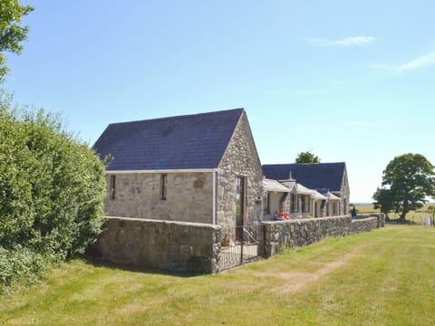 Attractive rural holiday cottage | Dwyfor - Aberkin Farm, Llanystumdwy, near Criccieth