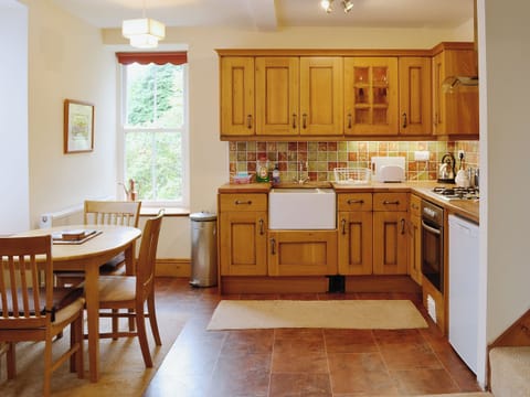 Kitchen/diner | Smithy Cottage, Betws-y-Coed