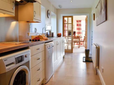Kitchen | High Kirkland Holiday Cottages: The Byre - High Kirkland Holiday Cottages, Kirkcudbright