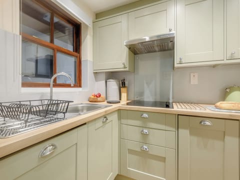 Kitchen | Kissing Gate - Hewetson Court - Hewetson Court, Keswick