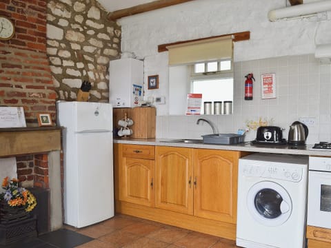 Kitchen | Beacon Farm - Guillemot Cottage, Flamborough