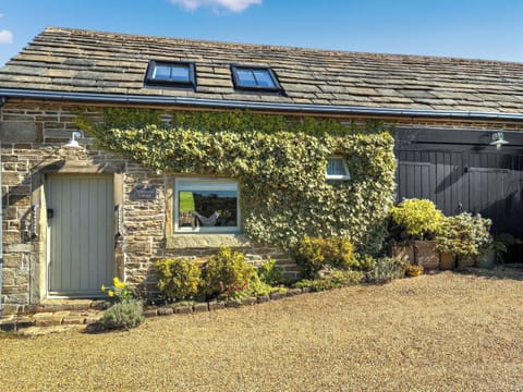 Exterior | Appleshine Cottage, Almondbury