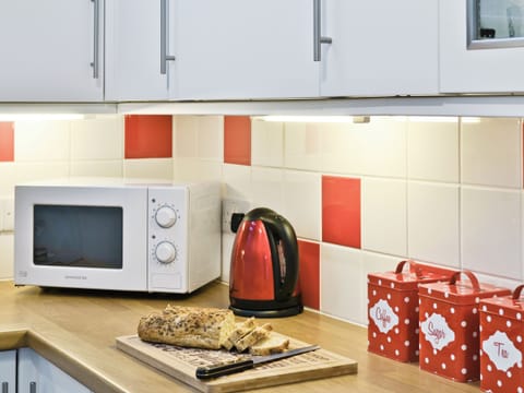 Kitchen/diner | Whitecroft - Rose Cottage, Dalbeattie