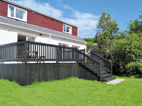 Exterior | Willowburn Cottages - Torsa, Clachan Seil, nr. Oban