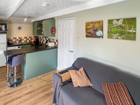 Open plan living space | Dragonfly 1 - Dragonfly Barn, North Newton