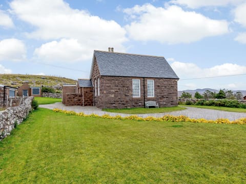 Exterior | The Old School House, Oldshoremore near Kinlochbervie
