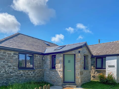 Exterior | Tor Barn, Pendeen
