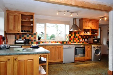 Netherend, Guardhouse