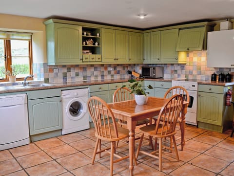 Kitchen/diner | Blackberie Cottage, Nr. Beaminster