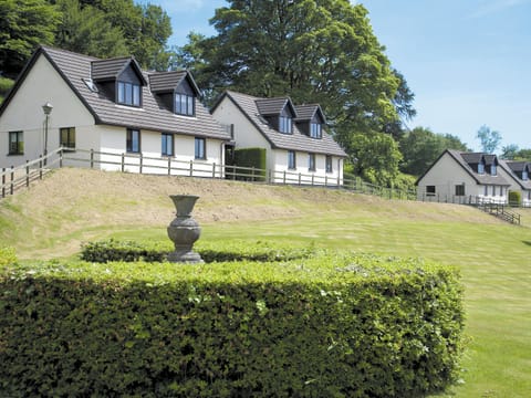 Exterior | Rosecraddoc Manor - Lake View Villas, Liskeard