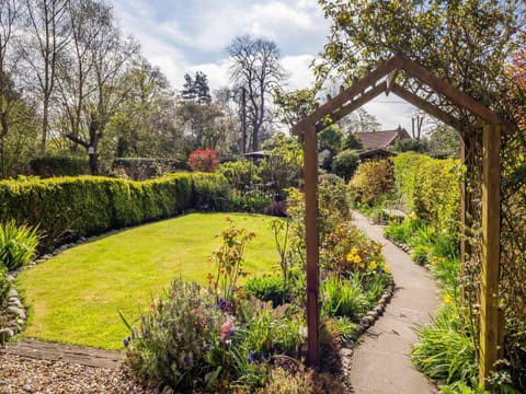 Garden | Primrose Cottage, Gresham 