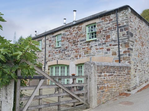 Situated in a gated courtyard | The Coach House - Pendewey Farm Cottages, Bodmin