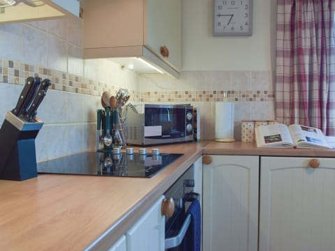 Kitchen with dining area | Carthouse Cottage, Cosheston near Pembroke