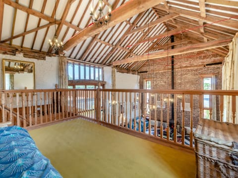 Mezzanine | St Mary’s Chapel, New Buckenham