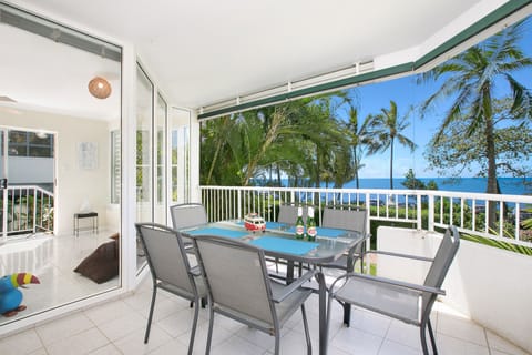 3BR Waterfront "The Beach House" - Wifi
