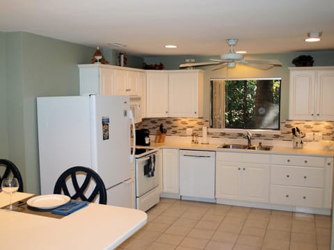 Large fully equipped kitchen.