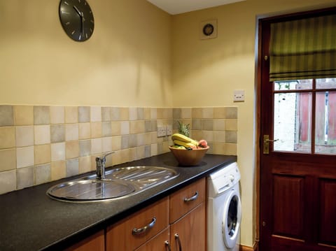 Kitchen | The Bothy - The Inn Cottages, Muckhart, near Gleneagles