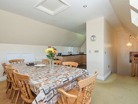 Open plan living/dining room/kitchen | Puddle Inn Duck, Horning, nr. Norwich