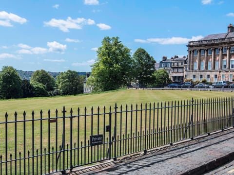 Royal Crescent 