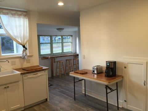 Kitchen and breakfast  sun room