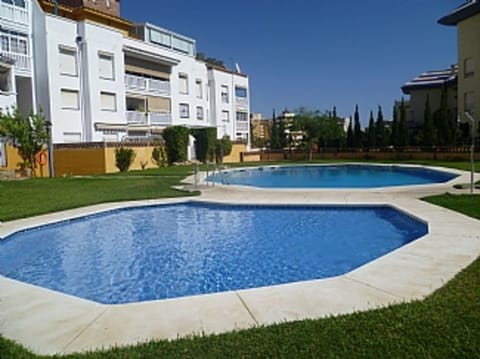 Main Pool & Kid's Pool